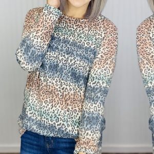 Leopard top